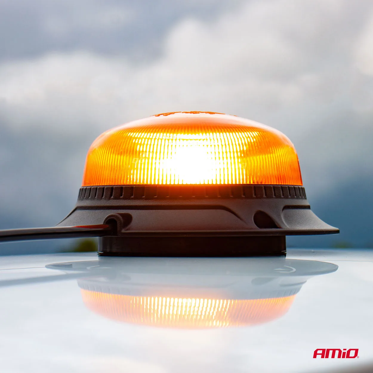 Lampa ostrzegawcza mini kogut 18 LED magnes niska R65 R10 12-24V W21m AMIO- | zdjęcie 3 z 13 | A02925 | Motofarma.pl