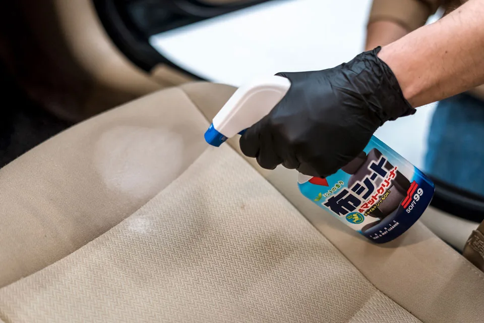 SOFT99 New Fabric seat Cleaner szczotka gratis +  SOFT99 Wash Mist 300ml + mikrofibra | zdjęcie 3 z 7 | 47374_47377_A03749_2 | Motofarma.pl
