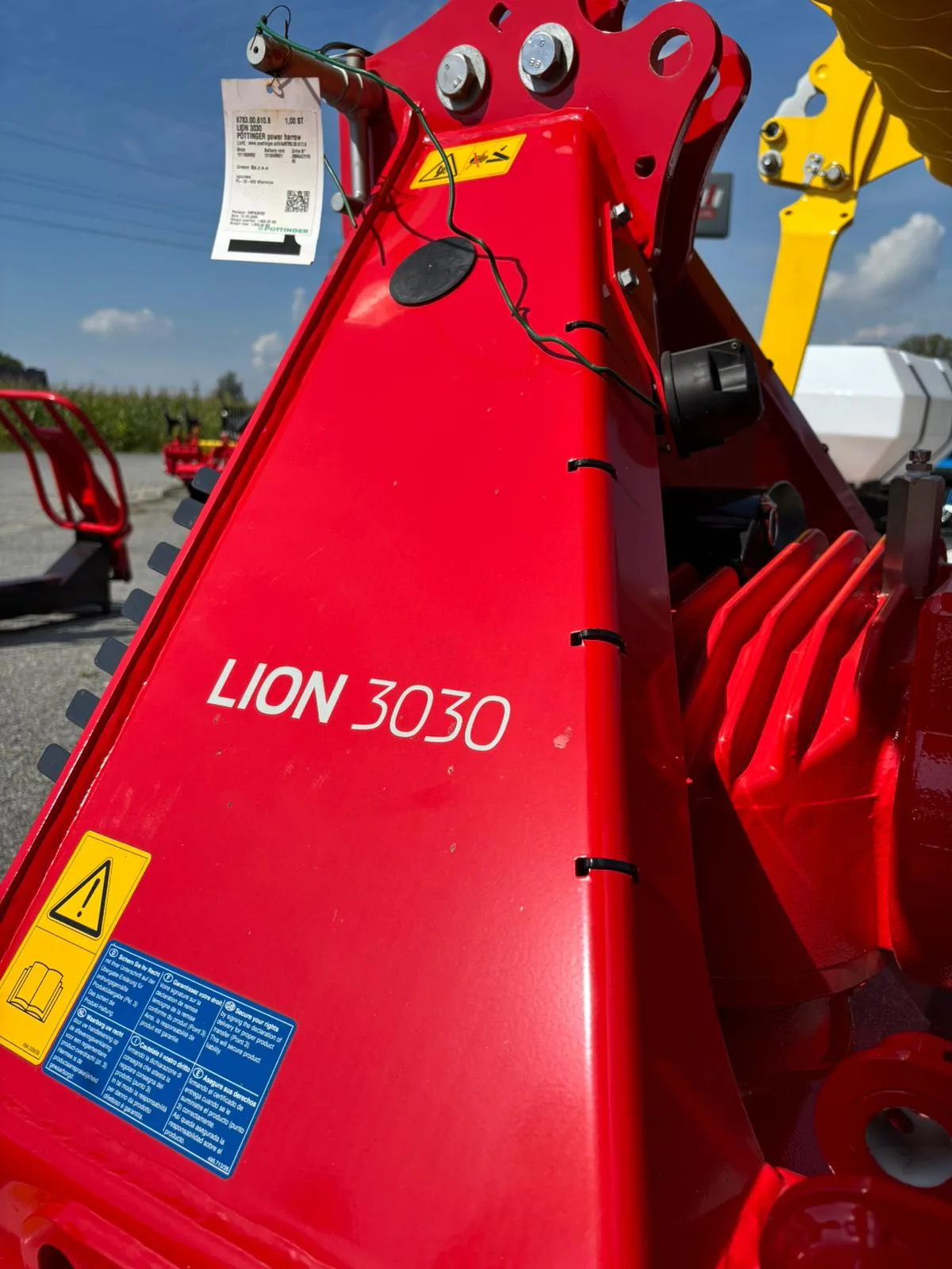 Agregat uprawowo-siewny PÖTTINGER LION 3030 + VITASEM M 3000 DD | zdjęcie 9 z 9 | POT-LION3030-VITASEM3000DD | Motofarma.pl