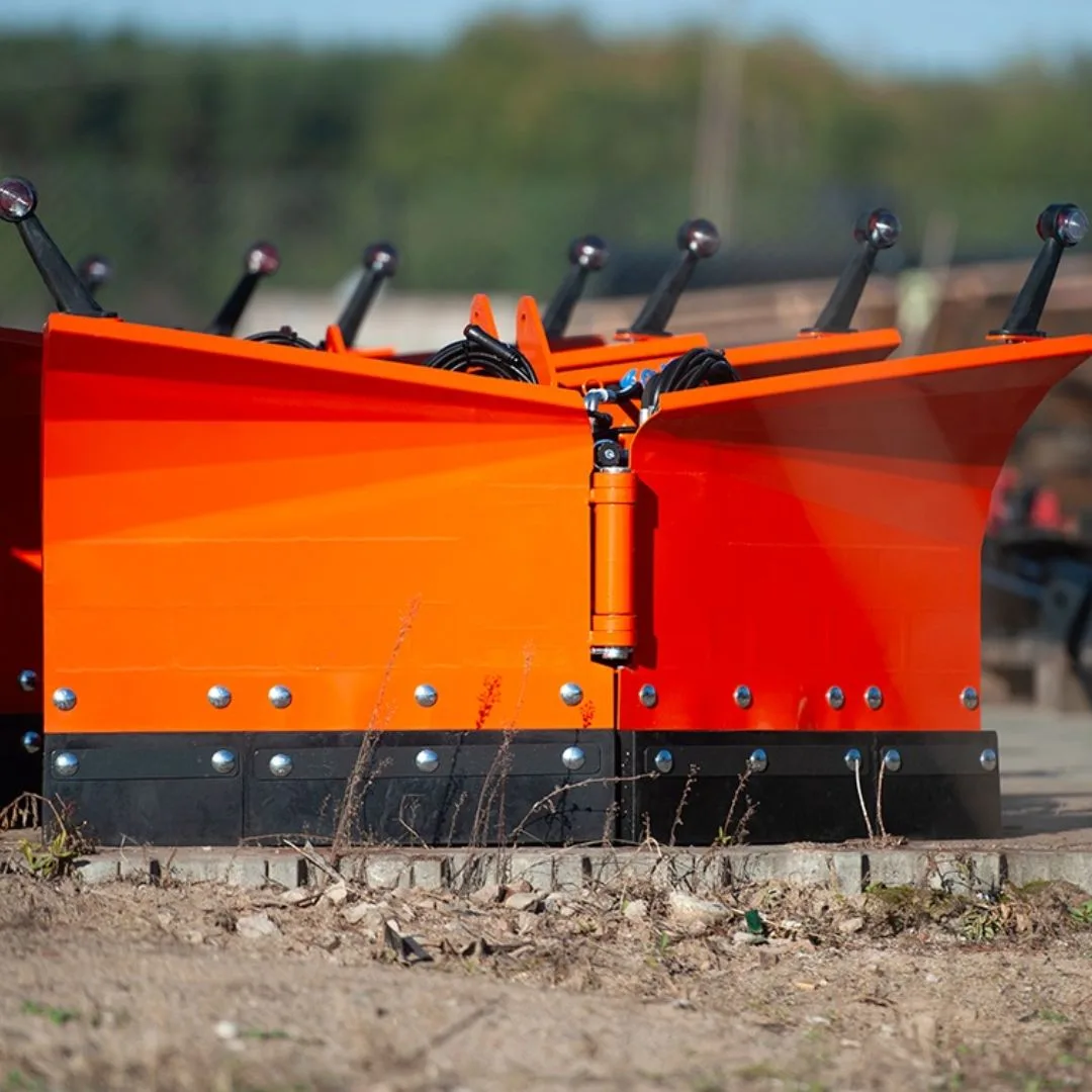 Pług składany lekki - TUZ - Metal-Technik | zdjęcie 2 z 8 | WC-8058 | Motofarma.pl